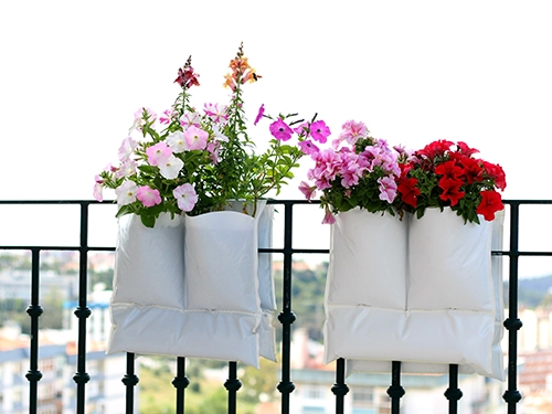 RailFarm em floreiras de varanda