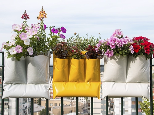 Jardim de varanda com RailFarm